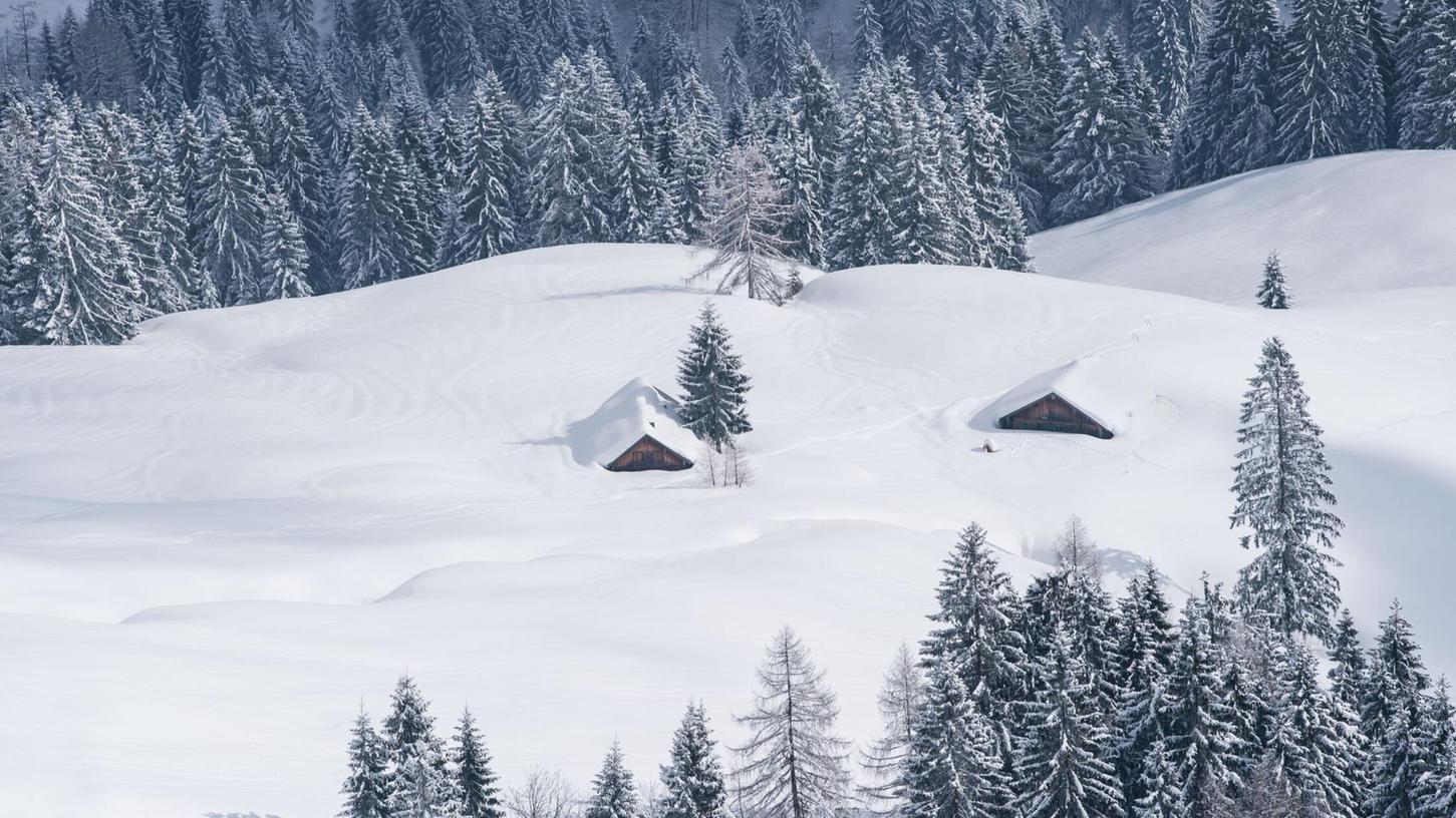 Winterräume in Hütten sollen Bergsportlern als sichere Unterkunft dienen, werden aber teils als Party-Spot missbraucht (Symbolbild). Winterräume in Hütten sollen Bergsportlern als sichere Unterkunft dienen, werden aber teils als Party-Spot missbraucht (Symbolbild).