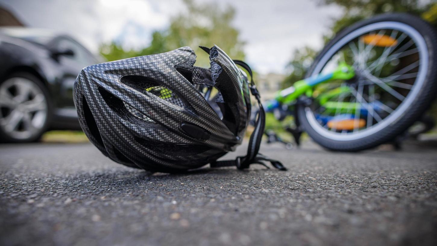 In Nürnberg ist es zu einem schweren Fahrrad-Unfall gekommen. (Symbolbild) In Nürnberg ist es zu einem schweren Fahrrad-Unfall gekommen. (Symbolbild)