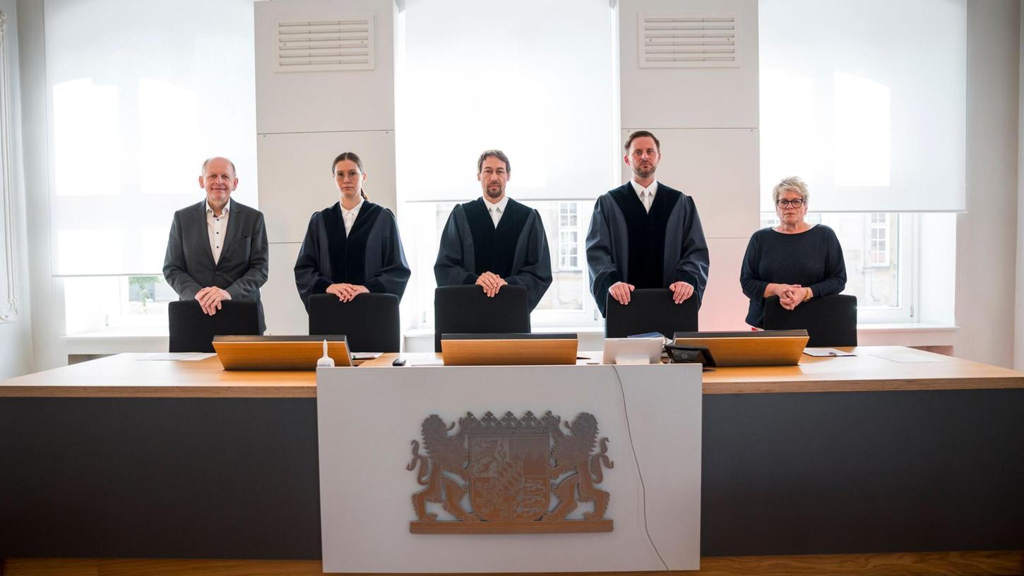 Das Verwaltungsgericht tagt in Bayreuth. Das Verwaltungsgericht tagt in Bayreuth.