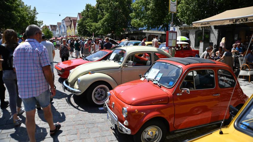 Majestäten und Volksmobile: Der Pfingstsonntag beim Neumarkter Oldtimertreffen 2025 Majestäten und Volksmobile: Der Pfingstsonntag beim Neumarkter Oldtimertreffen 2025