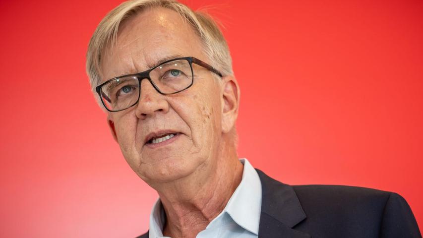 Der Innenminister müsse einen Plan gegen Gewalt vorlegen, meint der Linken-Politiker Dietmar Bartsch. (Archivbild) Der Innenminister müsse einen Plan gegen Gewalt vorlegen, meint der Linken-Politiker Dietmar Bartsch. (Archivbild)