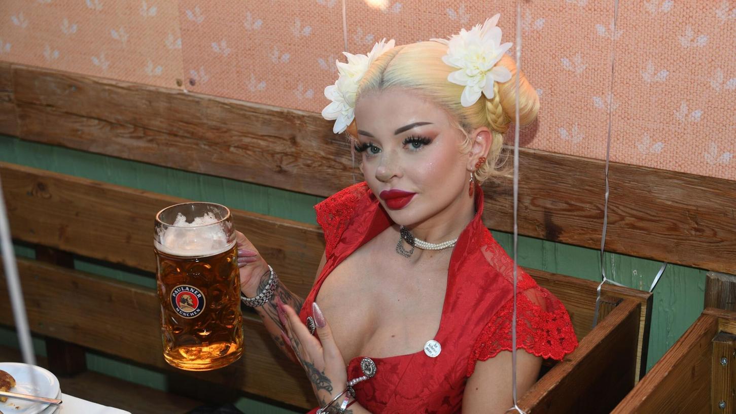 „Ein, zwei Drinks“ habe sie gehabt. „Ein, zwei Drinks“ habe sie gehabt.