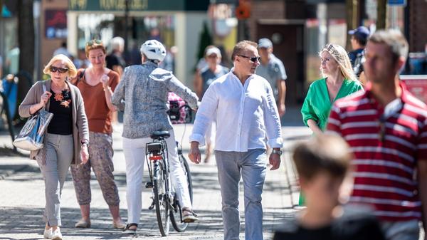 Verkaufsoffener Sonntag im Dorf Saarn / Mülheim an