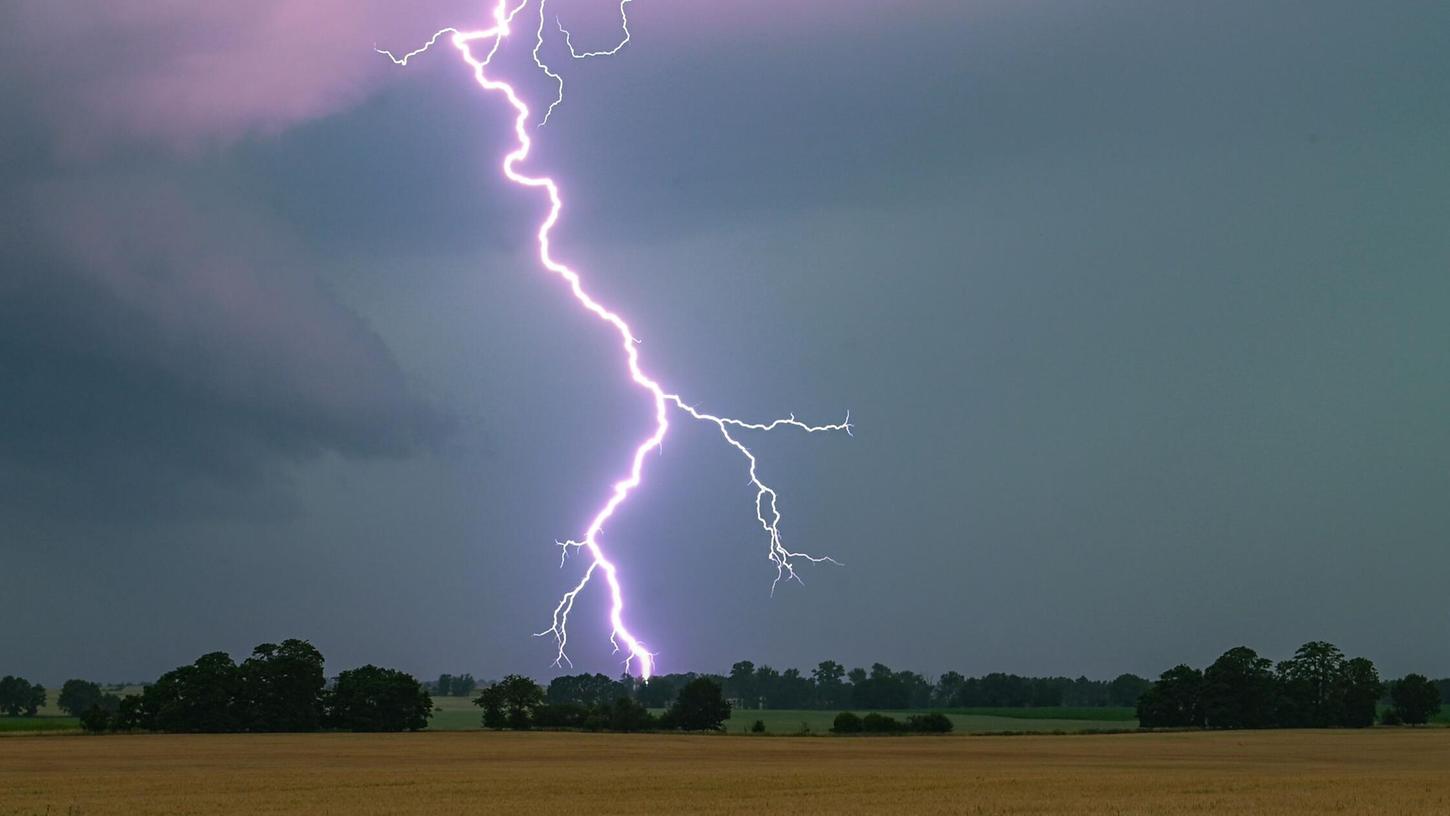 In Franken und der Region musste man sich auf teils heftige Gewitter einstellen. In Franken und der Region musste man sich auf teils heftige Gewitter einstellen.