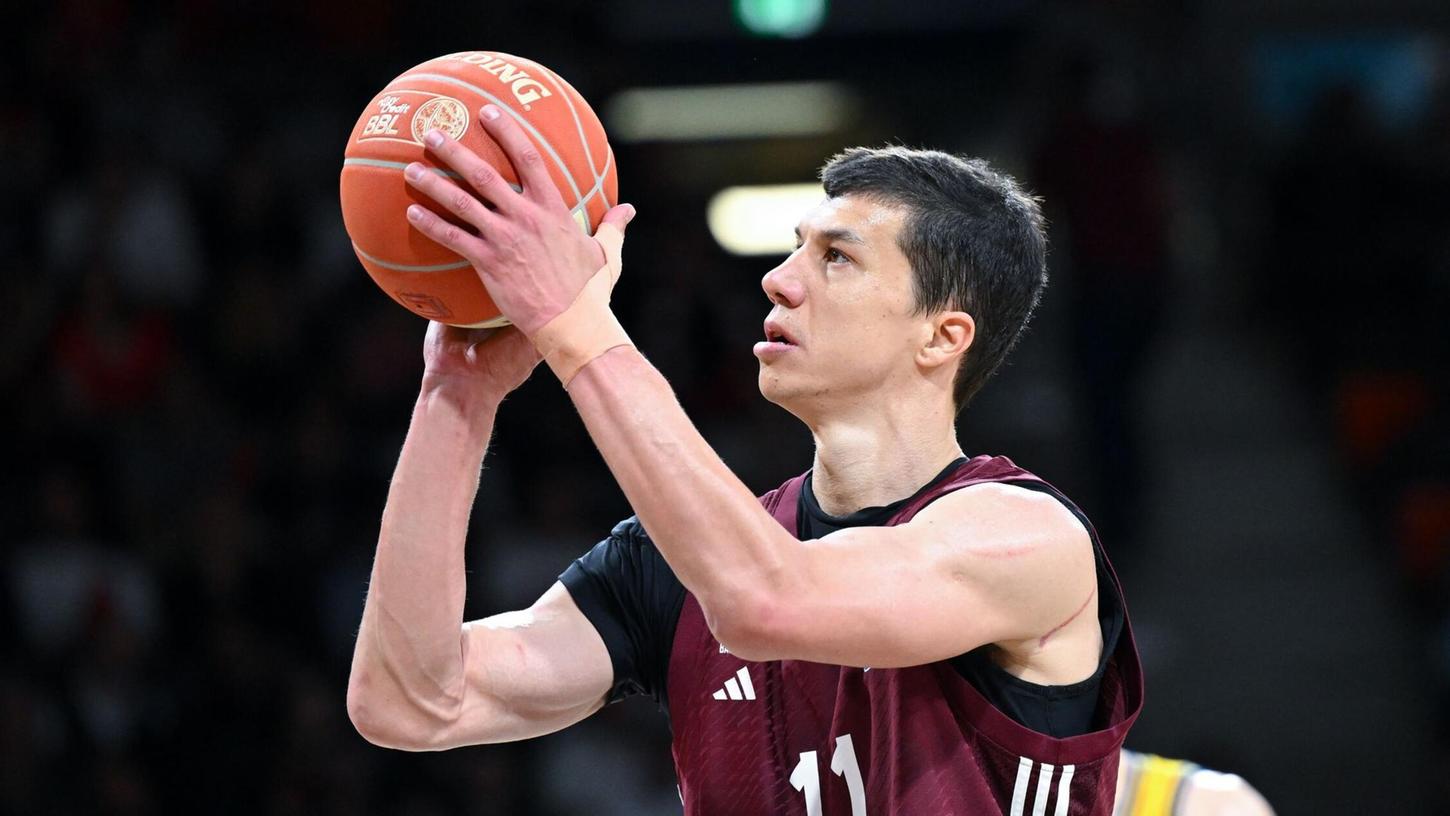 Vladimir Lucic und die Bayern-Basketballer stehen in den Playoffs unter Druck. Vladimir Lucic und die Bayern-Basketballer stehen in den Playoffs unter Druck.