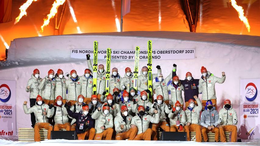 Das soll 2031 anders werden: Vor vier Jahren jubelte das deutsche Team noch mit Maske und ohne Zuschauer. Das soll 2031 anders werden: Vor vier Jahren jubelte das deutsche Team noch mit Maske und ohne Zuschauer.