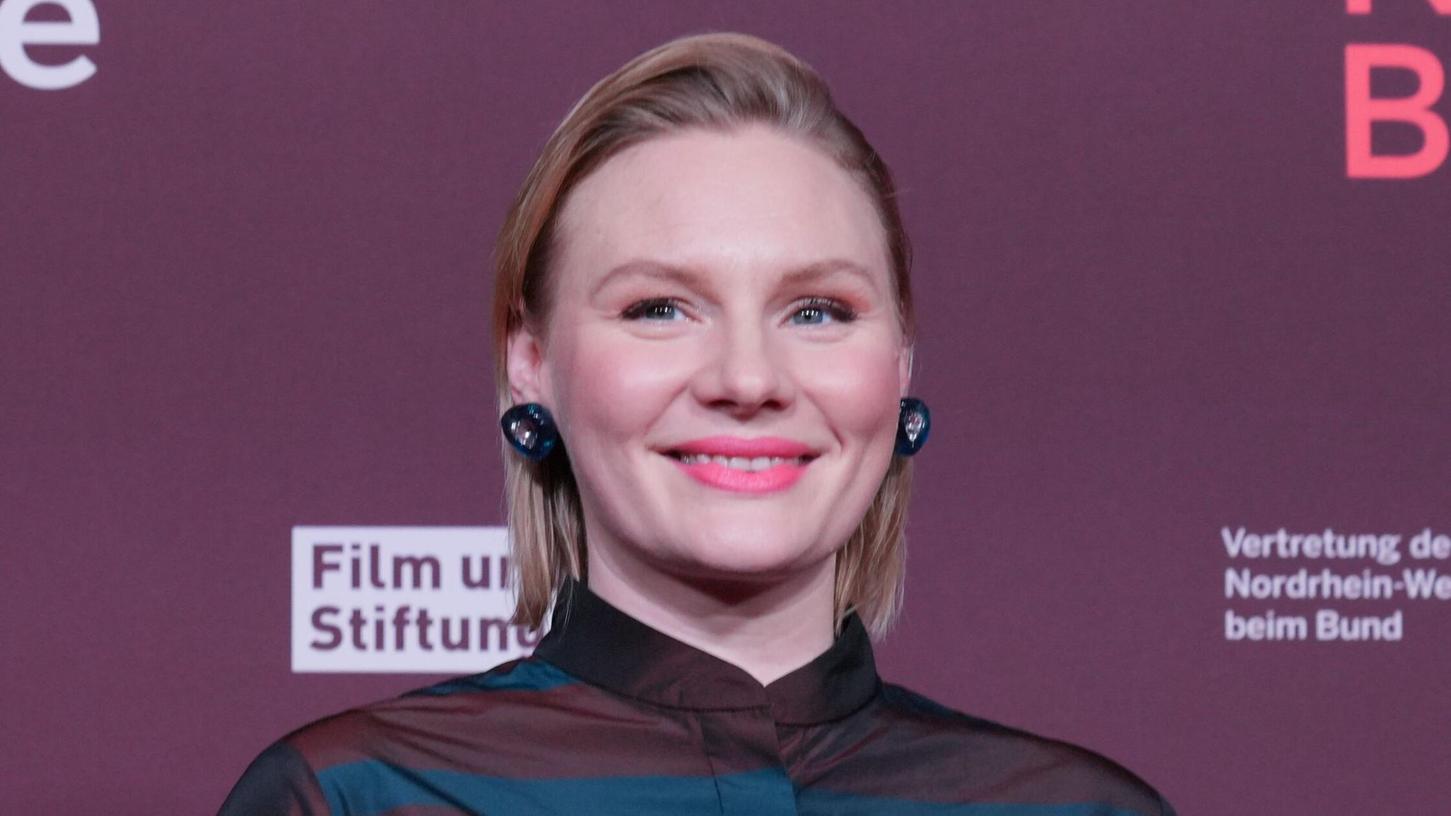 Im zwölften Fall des Franken-„Tatorts“ wird Rosalie Thomass an der Seite von Fabian Hinrichs zu sehen sein. Im zwölften Fall des Franken-„Tatorts“ wird Rosalie Thomass an der Seite von Fabian Hinrichs zu sehen sein.