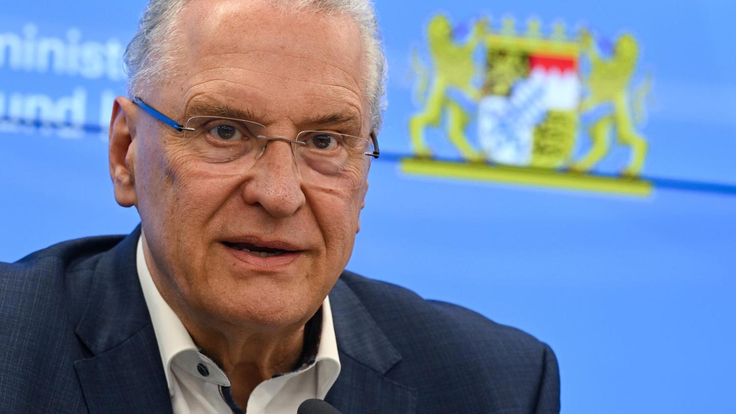 Bayerns Innenminister Joachim Herrmann (CSU) ist froh, dass die Zuwanderungszahlen deutlich zurückgegangen sind. (Archivbild) Bayerns Innenminister Joachim Herrmann (CSU) ist froh, dass die Zuwanderungszahlen deutlich zurückgegangen sind. (Archivbild)