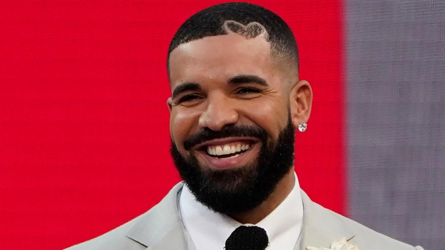Rapper Drake soll im Sommer insgesamt neun Konzerte in Europa und Großbritannien geben. (Archivbild) Rapper Drake soll im Sommer insgesamt neun Konzerte in Europa und Großbritannien geben. (Archivbild)
