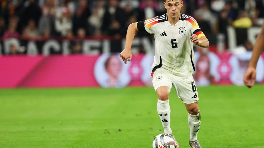 100. Länderspiel für den Kapitän: Joshua Kimmich am Ball. 100. Länderspiel für den Kapitän: Joshua Kimmich am Ball.
