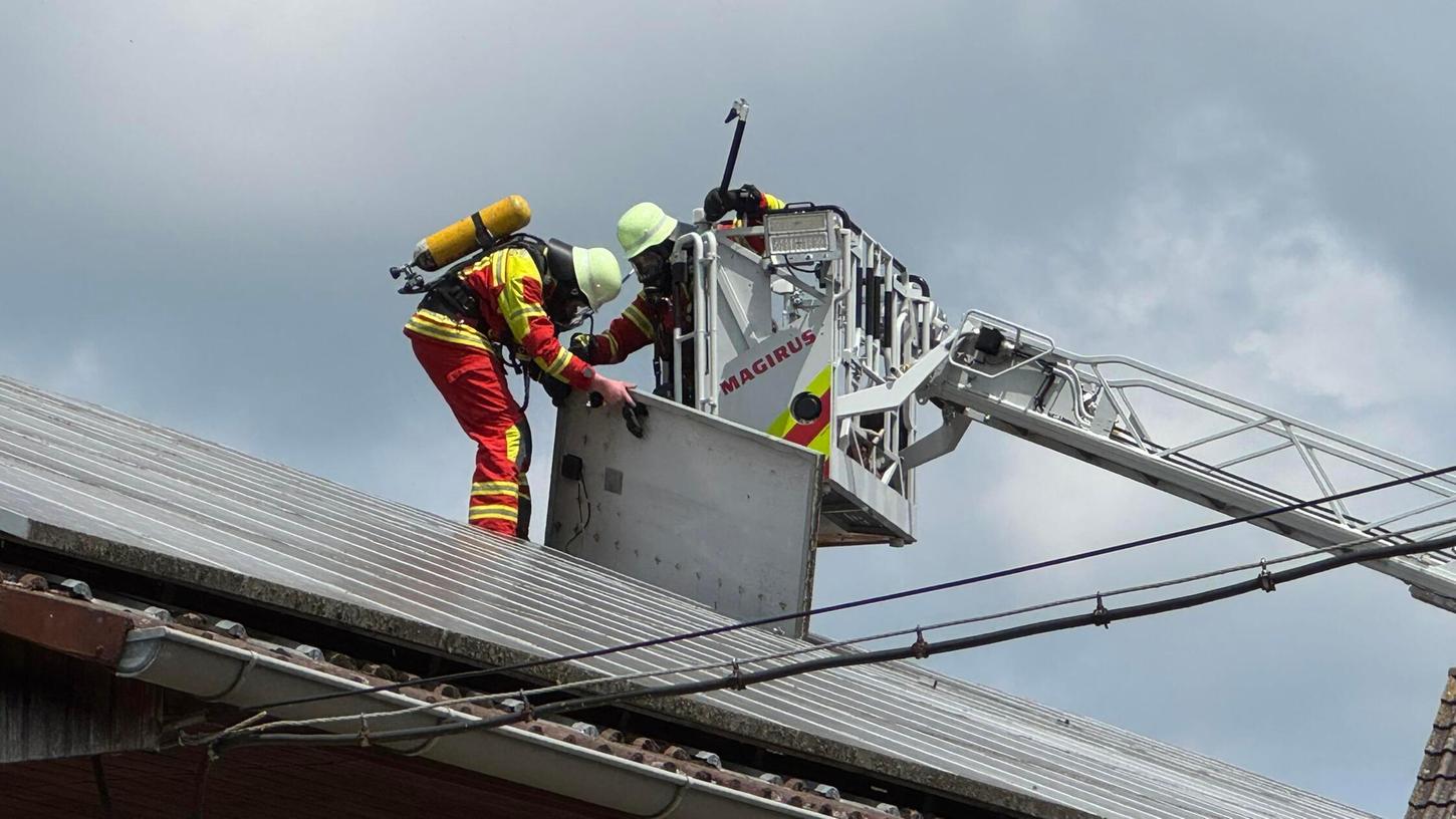In Kerschhofen bei Parsberg ist es zu einem größeren Einsatz der Feuerwehr gekommen. In Kerschhofen bei Parsberg ist es zu einem größeren Einsatz der Feuerwehr gekommen.