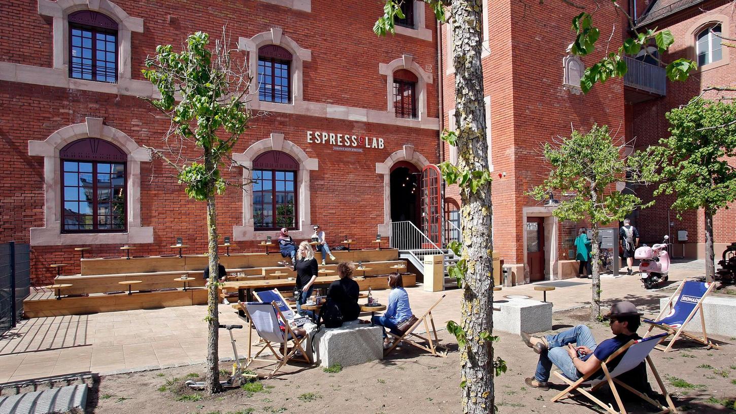 Im Nürnberger Norden ist das Espressolab schon lange eine feste Institution - vor allem auch bei Sonnenschein. Im Nürnberger Norden ist das Espressolab schon lange eine feste Institution - vor allem auch bei Sonnenschein.