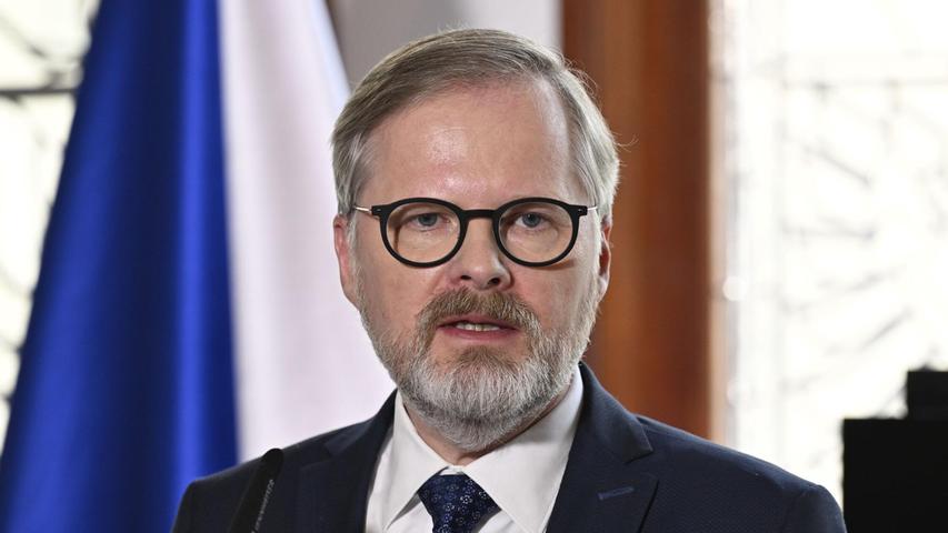 Der tschechische Regierungschef Petr Fiala hat die Auftragsvergabe nach Südkorea verteidigt. Der tschechische Regierungschef Petr Fiala hat die Auftragsvergabe nach Südkorea verteidigt.