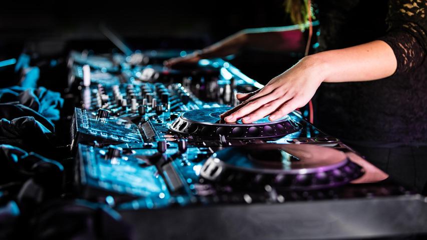 Am 8. Juni steigt im Z-Bau eine Techno-Party unter dem Namen „Gleam“. Am 8. Juni steigt im Z-Bau eine Techno-Party unter dem Namen „Gleam“.