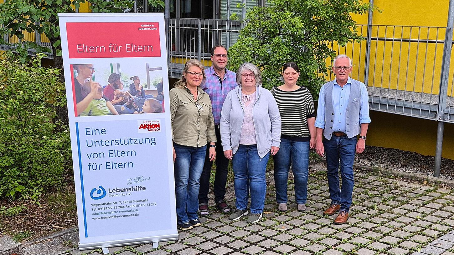 Das Peer-Beratungsteam (v. l. n. r.) Rita und Robert Ehrnsberger, Christine Koller, Daniela Brixel und Gerhard Seitz. Das Peer-Beratungsteam (v. l. n. r.) Rita und Robert Ehrnsberger, Christine Koller, Daniela Brixel und Gerhard Seitz.