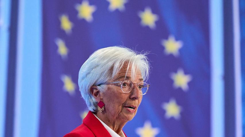 EZB-Präsidentin Christine Lagarde will ihre Amtszeit zu Ende bringen - entgegen jüngster Spekulationen EZB-Präsidentin Christine Lagarde will ihre Amtszeit zu Ende bringen - entgegen jüngster Spekulationen