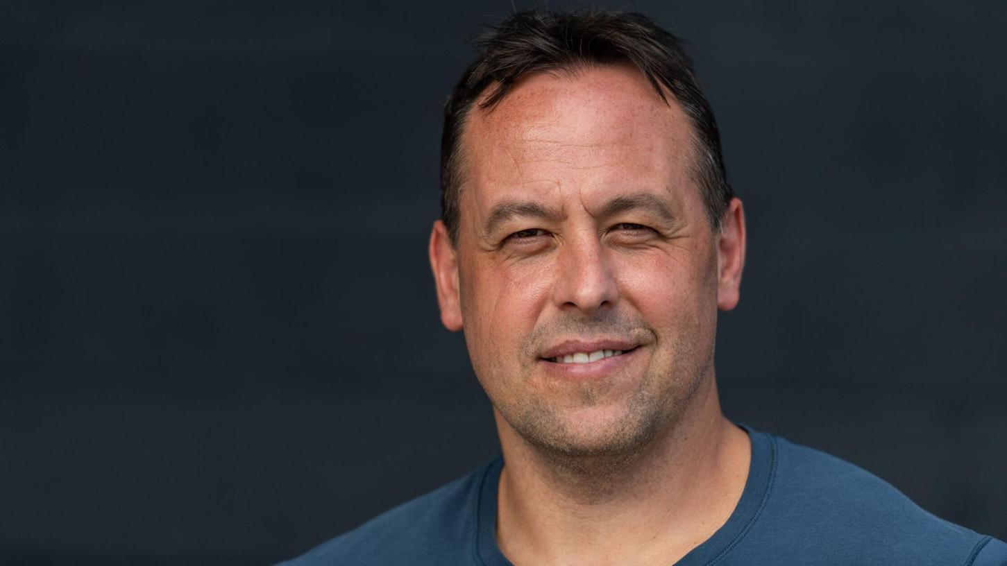 Mit Ex-Bundestrainer Marco Sturm gibt es erstmals einen deutschen NHL-Cheftrainer. Mit Ex-Bundestrainer Marco Sturm gibt es erstmals einen deutschen NHL-Cheftrainer.