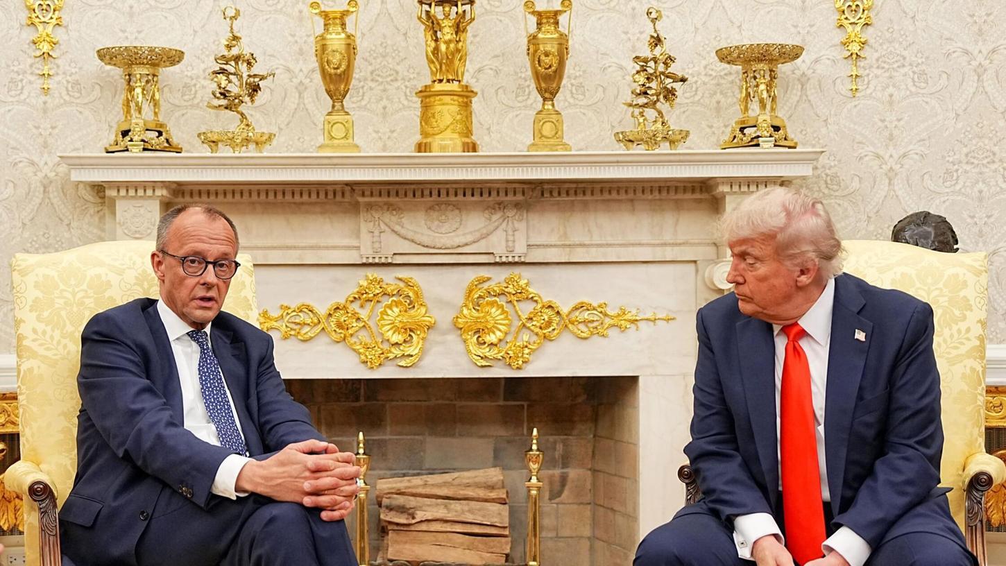 Der Umgang mit der AfD war laut Bundeskanzler Merz kein Thema zwischen ihm und US-Präsident Trump. Der Umgang mit der AfD war laut Bundeskanzler Merz kein Thema zwischen ihm und US-Präsident Trump.