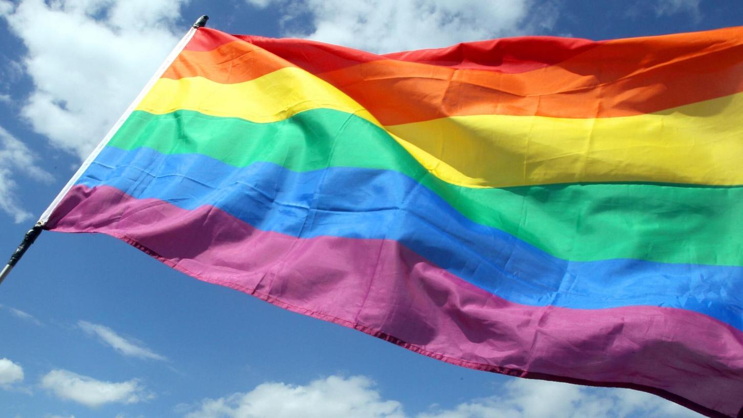 Die CSD-Demos richten sich gegen Diskriminierung und Menschenfeindlichkeit. (Symbolbild) Die CSD-Demos richten sich gegen Diskriminierung und Menschenfeindlichkeit. (Symbolbild)