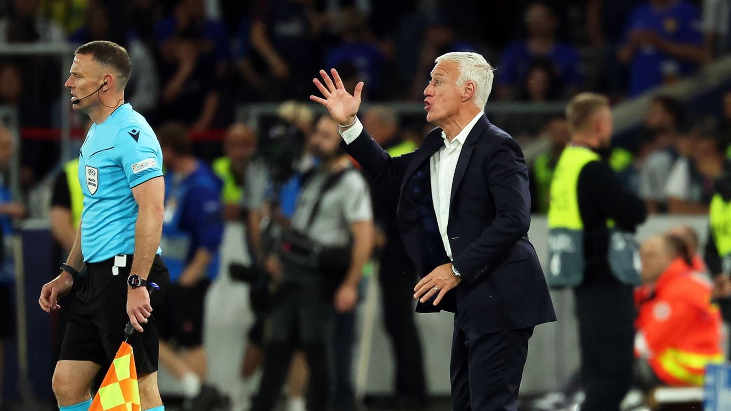 Trainer Didier Deschamps und seine Franzosen treffen am Sonntag auf Deutschland. Trainer Didier Deschamps und seine Franzosen treffen am Sonntag auf Deutschland.