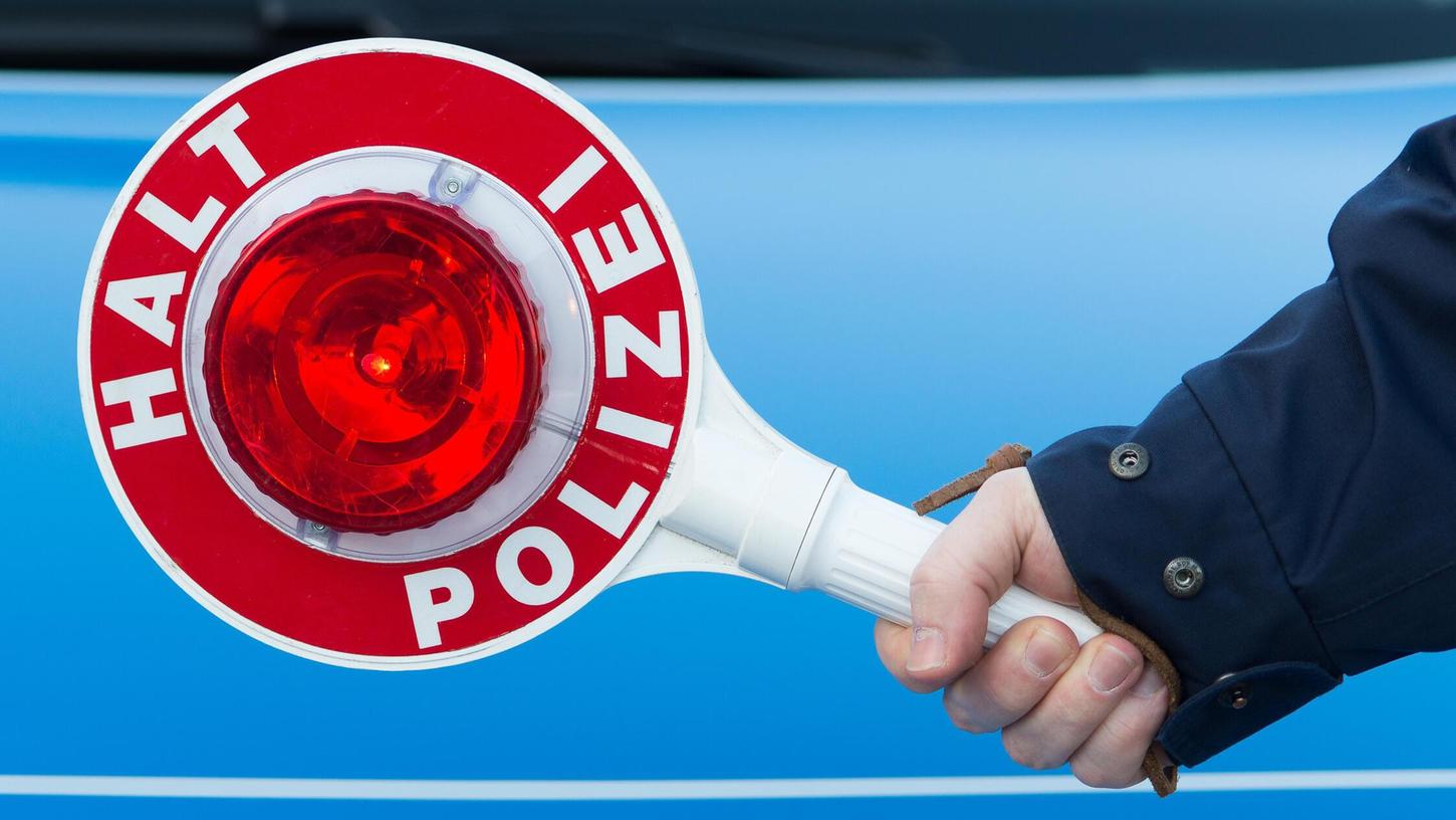 Geplant war zunächst eine Verkehrskontrolle – doch daraus wurde eine Verfolgung. Geplant war zunächst eine Verkehrskontrolle – doch daraus wurde eine Verfolgung.