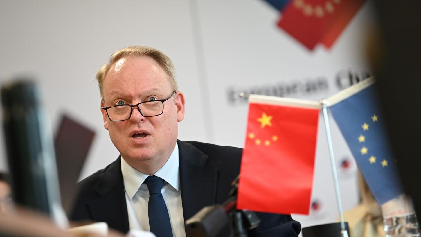 EU-Handelskammerpräsident Eskelund kritisierte den Antragsprozess den Export seltener Erden. (Archivbild) EU-Handelskammerpräsident Eskelund kritisierte den Antragsprozess den Export seltener Erden. (Archivbild)
