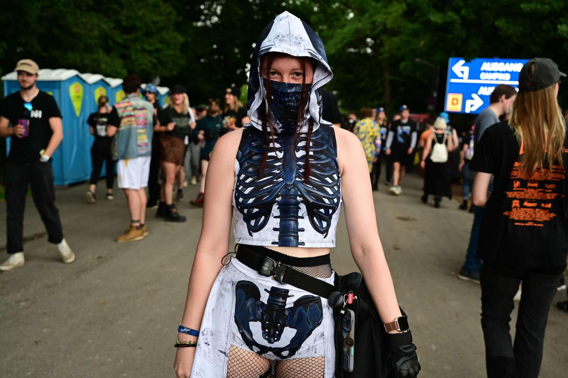 Ihr Outfit wollten sich viele davon aber nicht kaputt machen lassen.