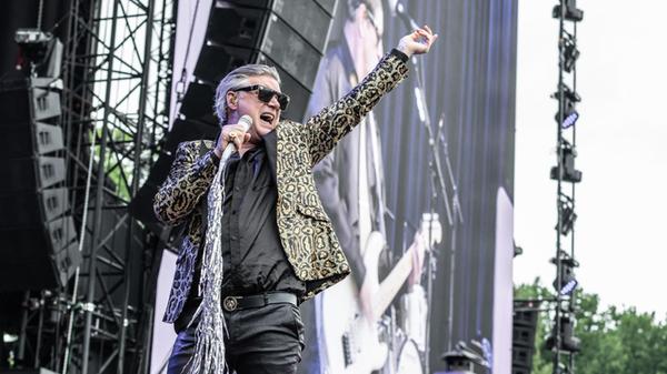 Auf der Mandora Stage performten am Nachmittag auch "Me First And The Gimme Gimmes".