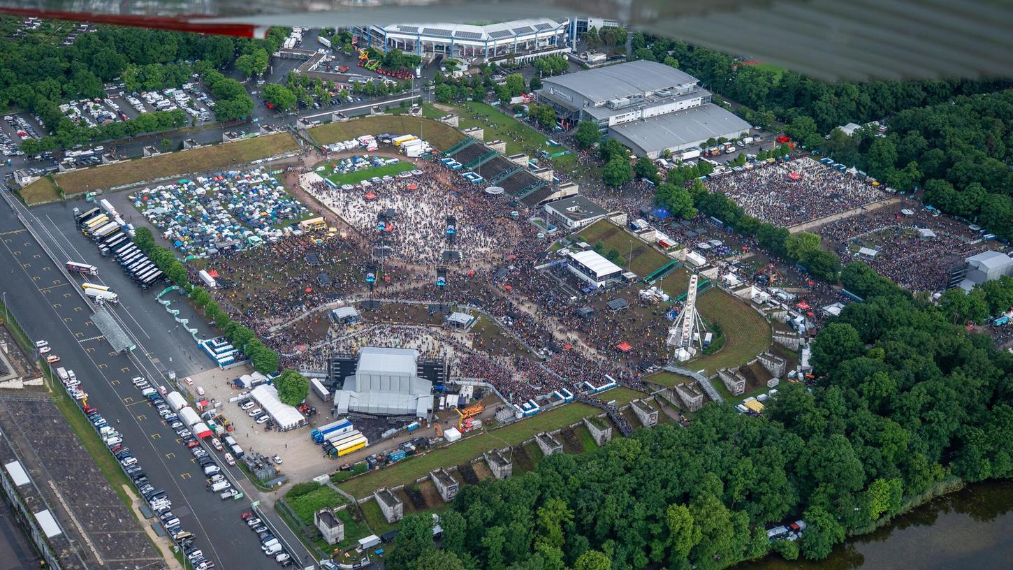 Am Freitagabend gab der Veranstalter von Rock im Park bereits einen Headliner für 2026 bekannt. Am Freitagabend gab der Veranstalter von Rock im Park bereits einen Headliner für 2026 bekannt.