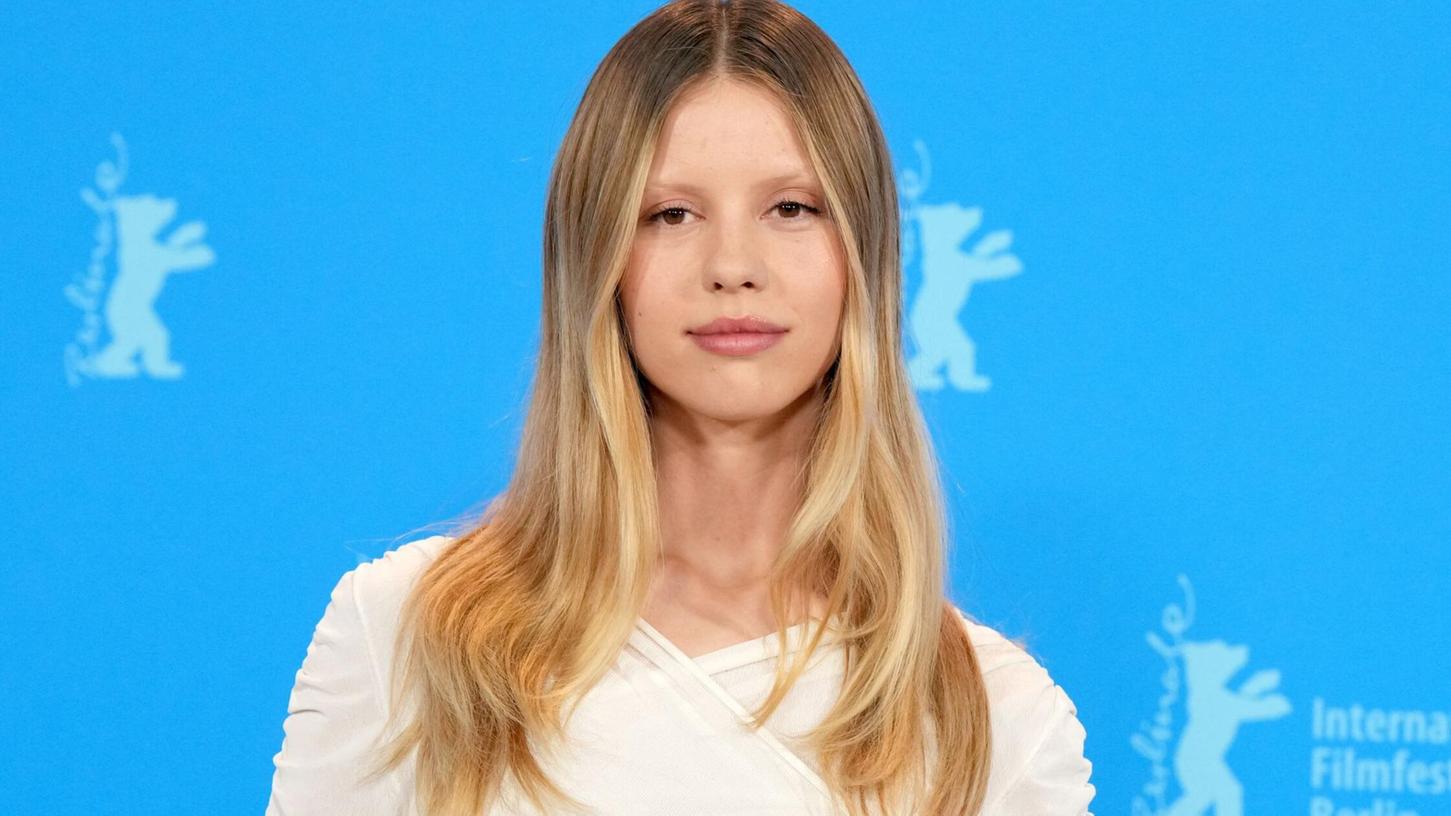Mia Goth möchte eine Schurken-Rolle im „Star Wars“-Universum spielen. (Archivfoto) Mia Goth möchte eine Schurken-Rolle im „Star Wars“-Universum spielen. (Archivfoto)