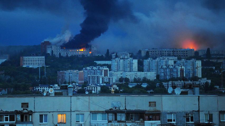 Russland hat die ostukrainische Stadt Charkiw an diesem Wochenende mit den schlimmsten Luftangriffen seit Kriegsbeginn überzogen. Russland hat die ostukrainische Stadt Charkiw an diesem Wochenende mit den schlimmsten Luftangriffen seit Kriegsbeginn überzogen.