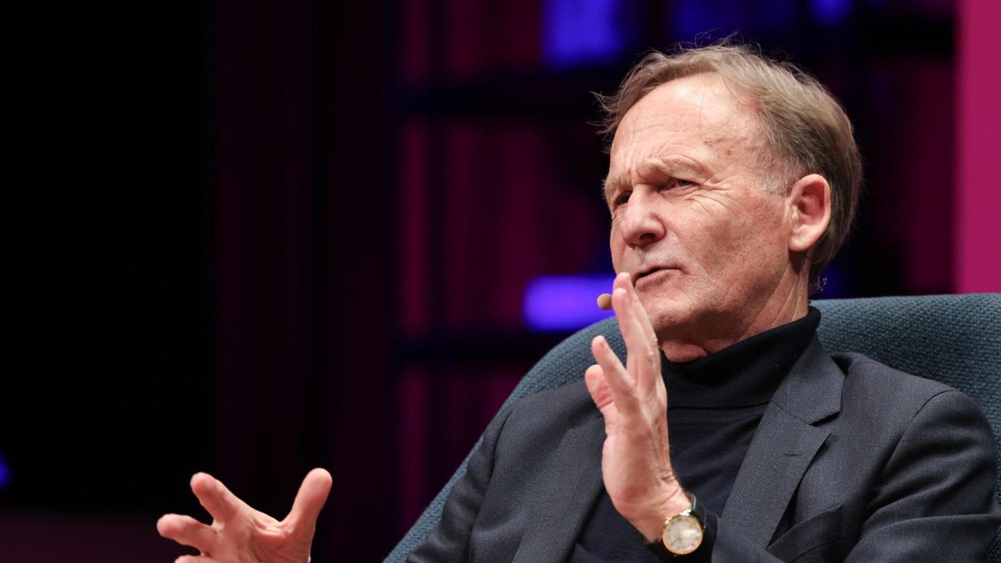 DFB-Vizepräsident Hans-Joachim Watzke zählt die Nationalmannschaft nicht zu den WM-Top-Favoriten. DFB-Vizepräsident Hans-Joachim Watzke zählt die Nationalmannschaft nicht zu den WM-Top-Favoriten.