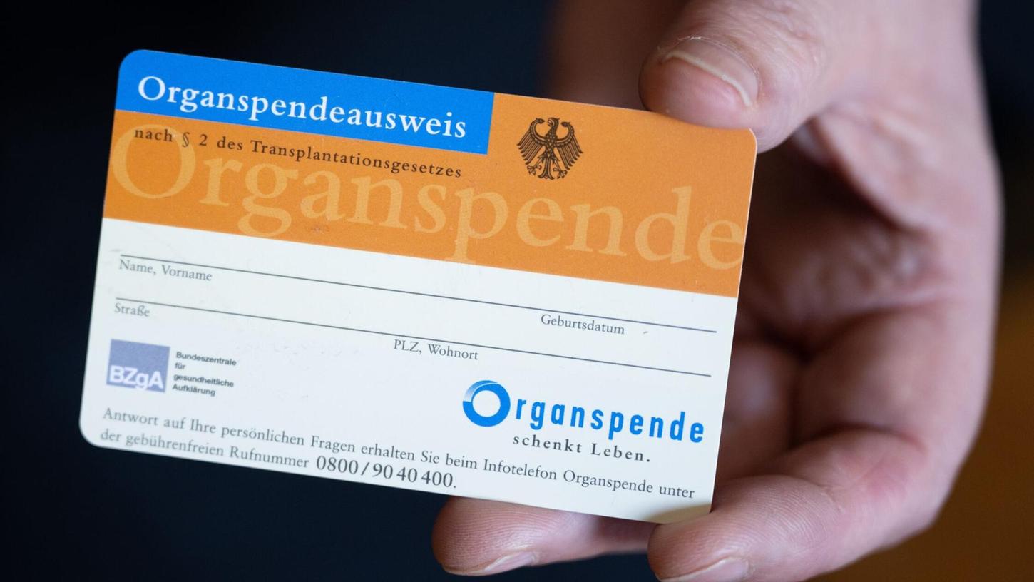 Ministerin Warken ruft zu Bereitschaft für Organspenden auf. (Symbolbild) Ministerin Warken ruft zu Bereitschaft für Organspenden auf. (Symbolbild)