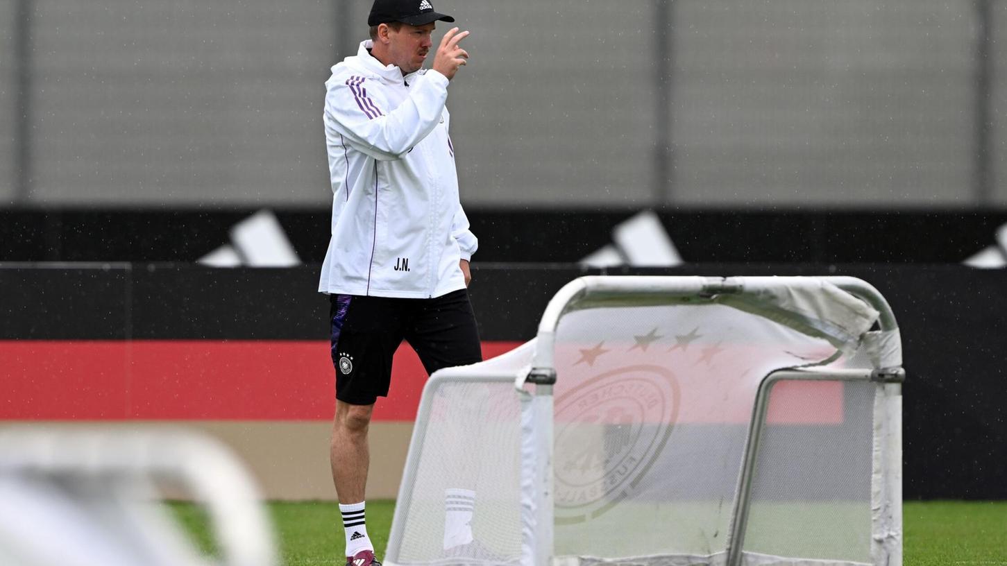 Julian Nagelsmann beim Abschlusstraining. Julian Nagelsmann beim Abschlusstraining.