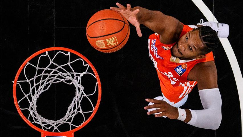 Karim Jallow und die Ulmer Basketballer stehen in den Playoffs kurz vor dem Finaleinzug. Karim Jallow und die Ulmer Basketballer stehen in den Playoffs kurz vor dem Finaleinzug.