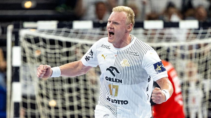 Ex-Nationalspieler Patrick Wiencek verabschiedet sich in die Handball-Rente. Ex-Nationalspieler Patrick Wiencek verabschiedet sich in die Handball-Rente.