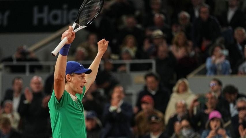 Jannik Sinner kann in Paris den dritten Grand-Slam-Titel seiner Karriere gewinnen. Jannik Sinner kann in Paris den dritten Grand-Slam-Titel seiner Karriere gewinnen.