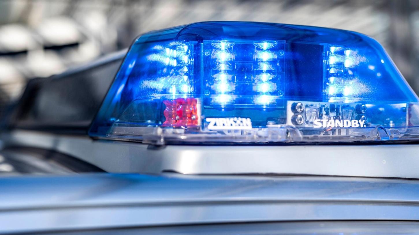 Ein Streit bei einer Familienfeier in Wassertrüdingen artete am Samstagabend aus. Ein Streit bei einer Familienfeier in Wassertrüdingen artete am Samstagabend aus.