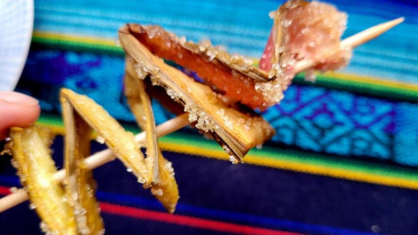 Gesunde Süßigkeit: Rhabarber-Candy ist eine echte Alternative für Fruchtgummi- oder Gummibärchenfans. Gesunde Süßigkeit: Rhabarber-Candy ist eine echte Alternative für Fruchtgummi- oder Gummibärchenfans.