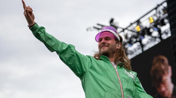 Der "Very Special Guest" brachte noch weitere besondere Gäste mit auf die Bühne.