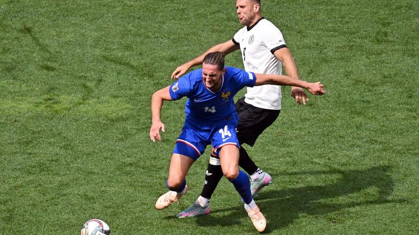 Strittige Szene: Rabiot und Füllkrug im Zweikampf. Strittige Szene: Rabiot und Füllkrug im Zweikampf.