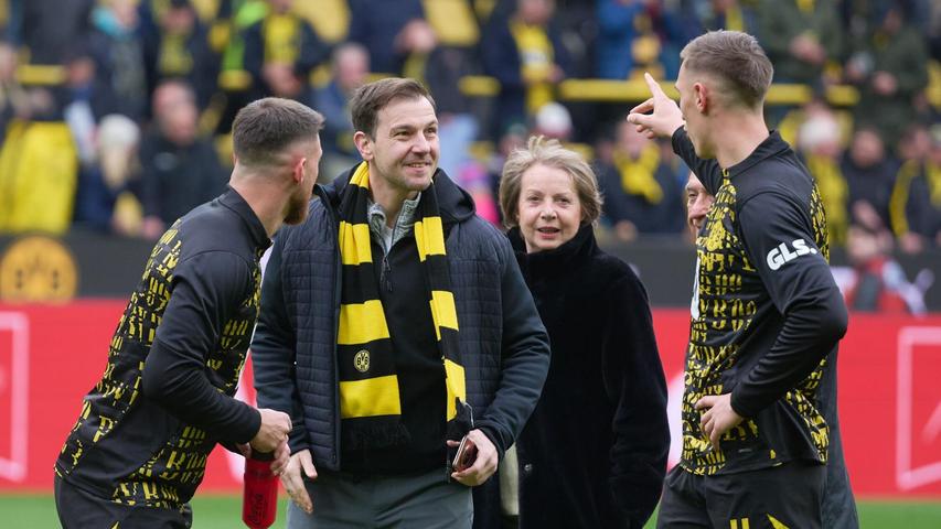 BVB-Fan Timo Boll im Stadion seines Lieblingsvereins. BVB-Fan Timo Boll im Stadion seines Lieblingsvereins.