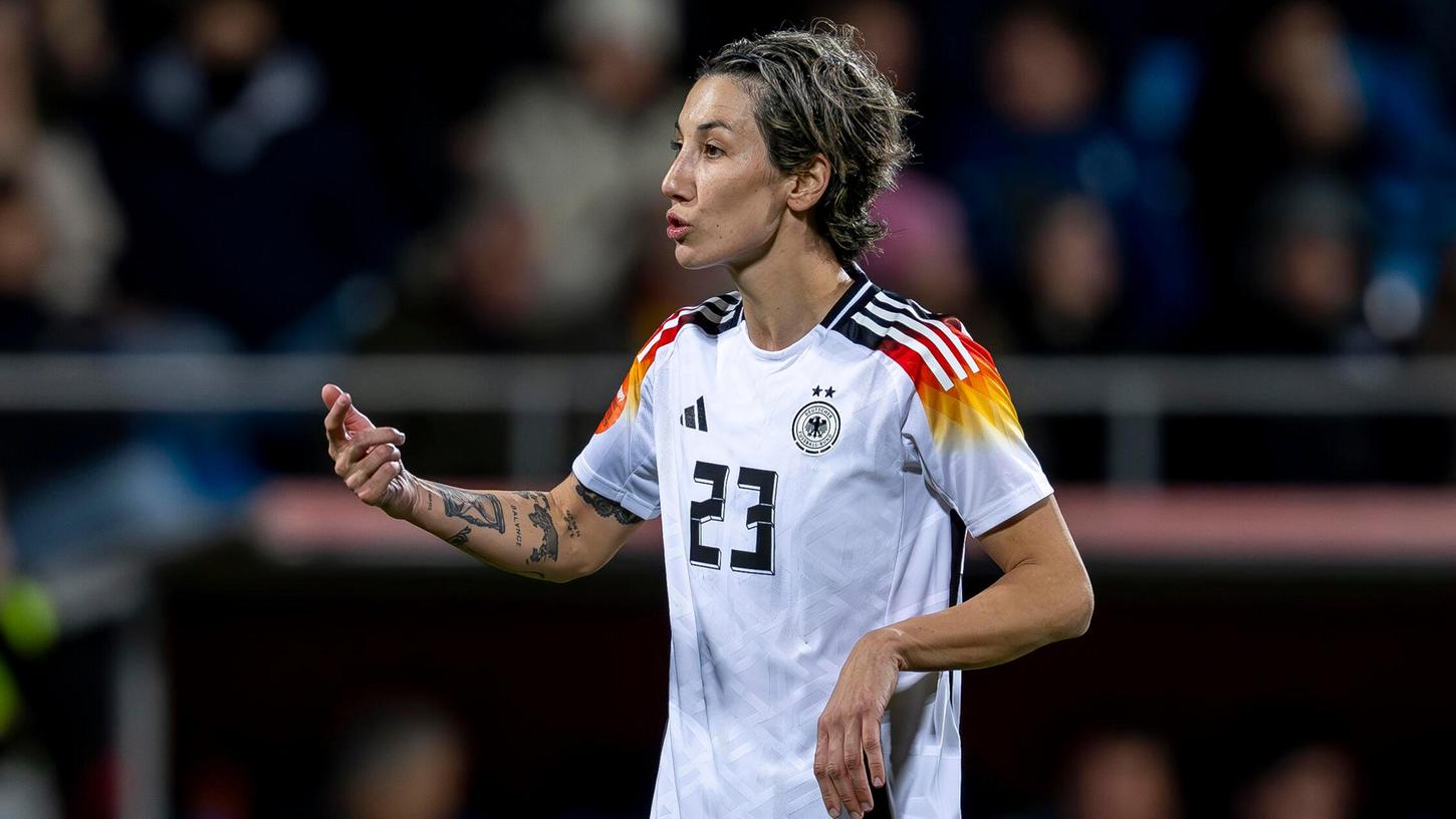 Sara Doorsoun beendet ihre DFB-Karriere. Sara Doorsoun beendet ihre DFB-Karriere.