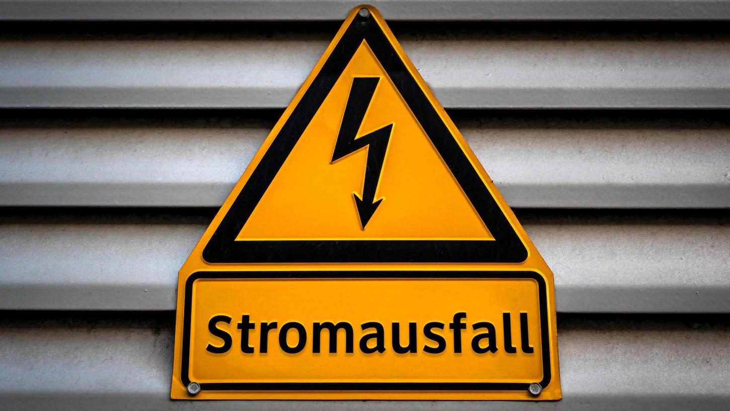 Teile der Fürther Altstadt waren von einem Stromausfall betroffen. Teile der Fürther Altstadt waren von einem Stromausfall betroffen.