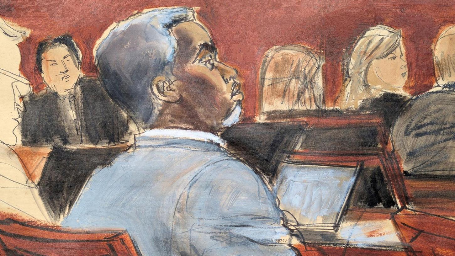 Die Gerichtszeichnung zeigt Sean „Diddy“ Combs, der den Eröffnungsplädoyers am ersten Verhandlungstag vor dem Bundesgericht in Manhattan zuhört. (Archivfoto) Die Gerichtszeichnung zeigt Sean „Diddy“ Combs, der den Eröffnungsplädoyers am ersten Verhandlungstag vor dem Bundesgericht in Manhattan zuhört. (Archivfoto)