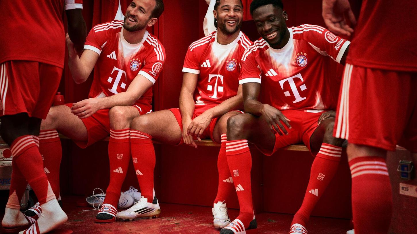 Der FC Bayern hat seine Garderobe aufgehübscht. Der FC Bayern hat seine Garderobe aufgehübscht.
