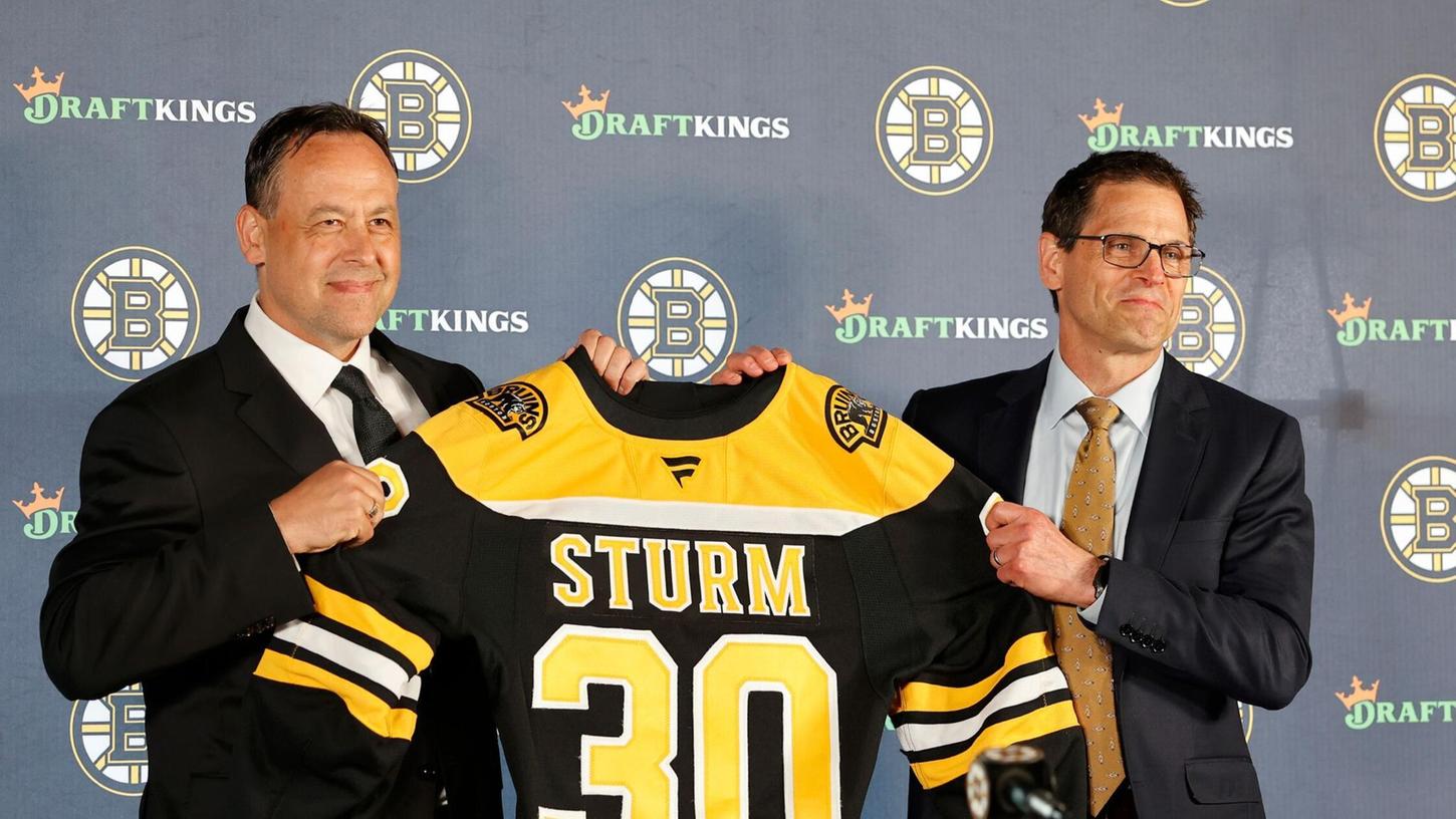 Marco Stum wurde als neuer Coach der Boston Bruins präsentiert. Marco Stum wurde als neuer Coach der Boston Bruins präsentiert.