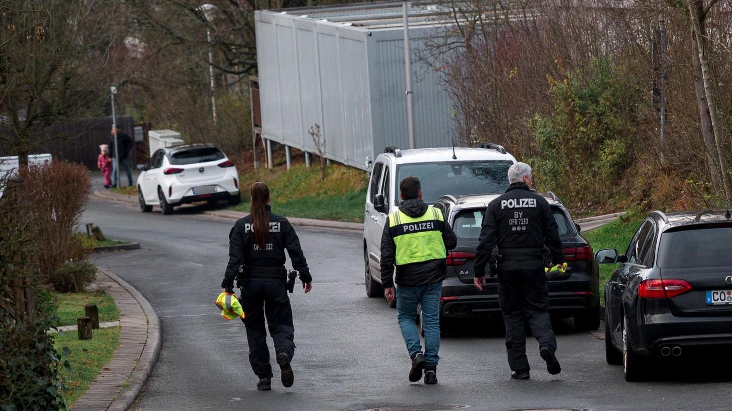 Die Frau war nach ihrem Tod zunächst mehrere Tage vermisst worden. Ihre Leiche wurde schließlich in einem Container gefunden. (Archivbild) Die Frau war nach ihrem Tod zunächst mehrere Tage vermisst worden. Ihre Leiche wurde schließlich in einem Container gefunden. (Archivbild)