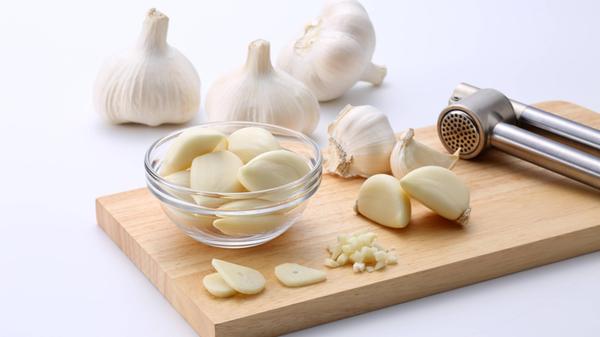 Garlic PUBLICATIONxINxGERxSUIxAUTxHUNxONLY kzdg005