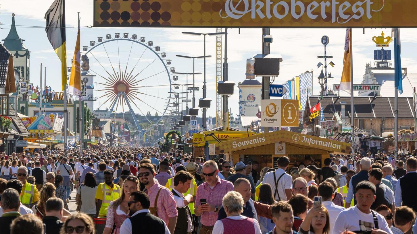 Die Stadt München sucht erstmals ein Lied für die Wiesn. (Archivbild). Die Stadt München sucht erstmals ein Lied für die Wiesn. (Archivbild).